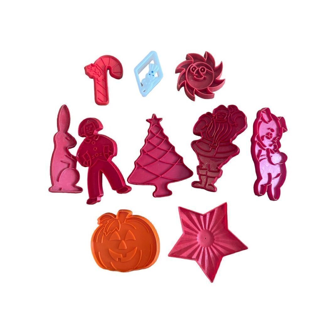 Vintage Red Holiday Cookie Cutters Pig Pumpkin Santa Rabbit Sun Star Christmas